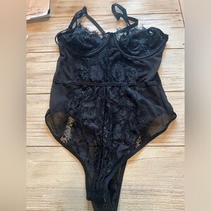 Fashion nova body suit